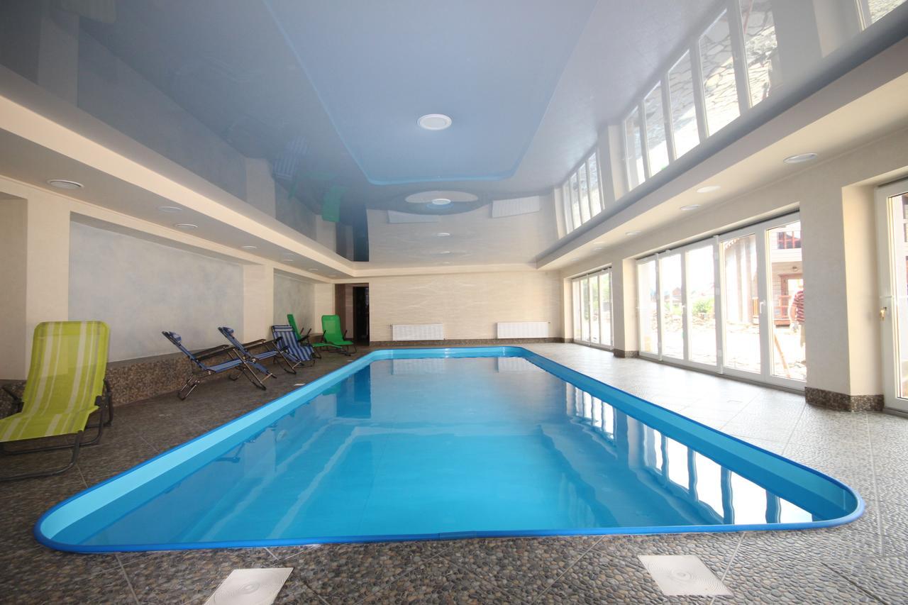 Family Hotel Kaskad Bukovel Dış mekan fotoğraf