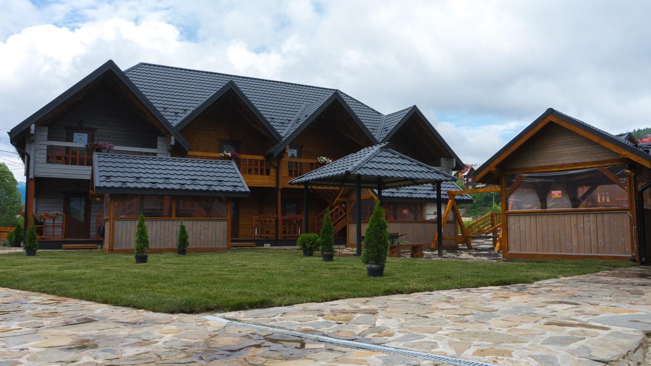 Family Hotel Kaskad Bukovel Dış mekan fotoğraf
